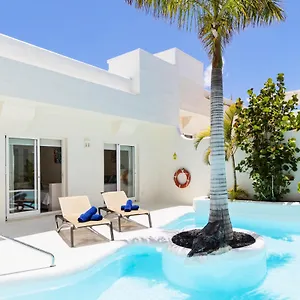 **** Resort Katis Boutique In Bahiazul Spain